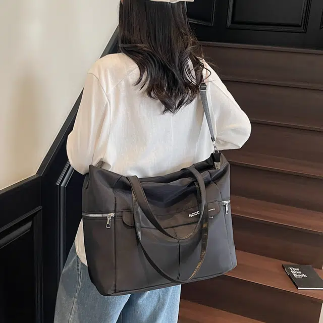 尊梵 大容量轻便旅游时尚潮流 尼龙 旅行包 男女同款情侣款 多色