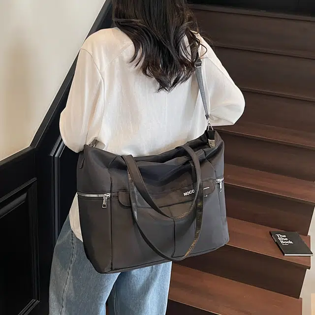 尊梵 大容量轻便旅游时尚潮流 尼龙 旅行包 男女同款情侣款 多色