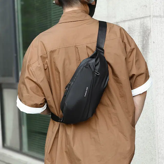 尊梵 运动休闲简约大容量单肩包 尼龙布 胸包 常规 男女同款情侣款 多色