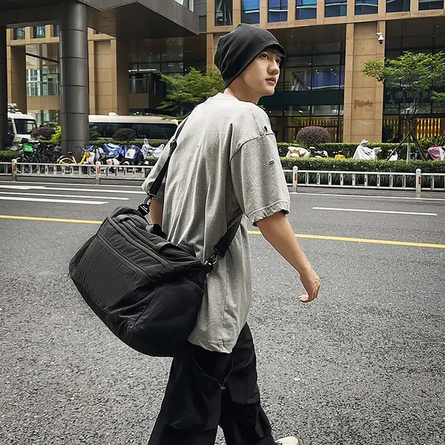 尊梵 短途轻便大容量出差通勤干湿分离运动健身收纳包 尼龙 旅行包 男女同款情侣款 多色