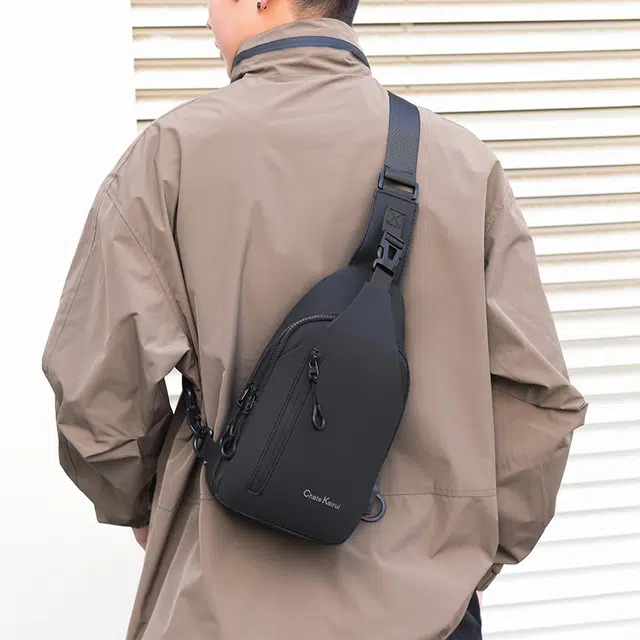尊梵 潮流时尚机能防水多功能 尼龙布 胸包 男女同款情侣款 黑色/灰色