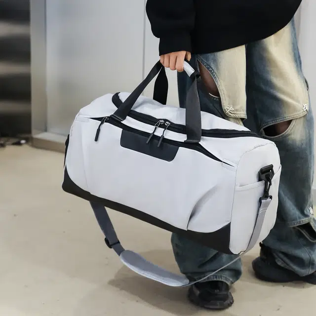 尊梵 瑜伽运动斜挎健身包鞋仓干湿分离手提行李包 尼龙 旅行包 男女同款情侣款 多色