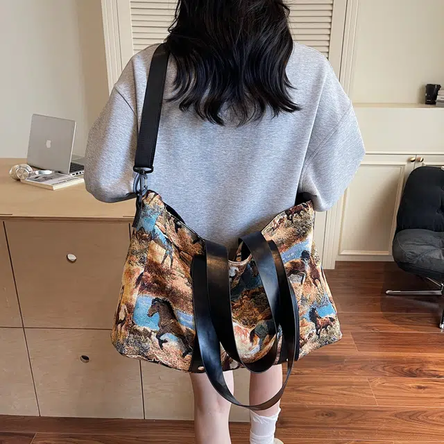 尊梵 高颜值时尚精致大容量外出时尚托特大容量 尼龙 单肩包 男女同款情侣款 黑色/咖啡色