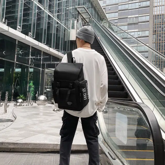 尊梵 时尚潮流轻便百搭通勤简约大容量撞色 牛津布 双肩包 常规 男女同款情侣款 多色