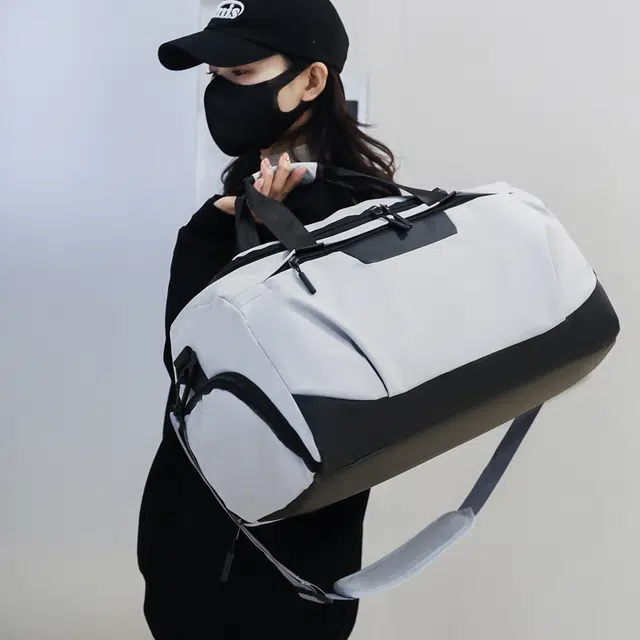 尊梵 瑜伽运动斜挎健身包鞋仓干湿分离手提行李包 尼龙 旅行包 男女同款情侣款 多色