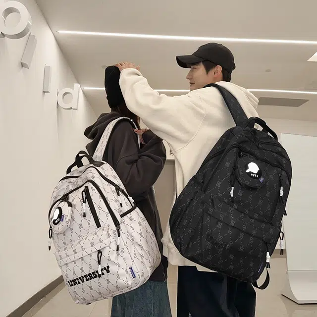 尊梵 休闲时尚百搭潮流小众设计 尼龙 双肩包