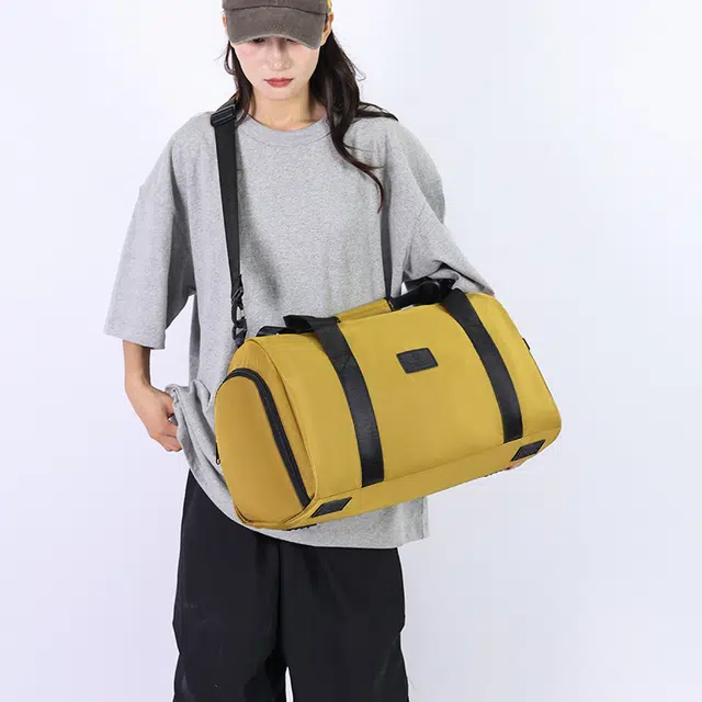 尊梵 游泳轻便防水大容量经典背包 尼龙 旅行包 男女同款情侣款 多色