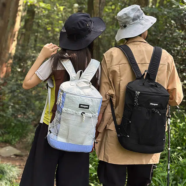 尊梵 轻便运动旅行出游背包小书包 尼龙 双肩包 常规 男女同款情侣款 多色