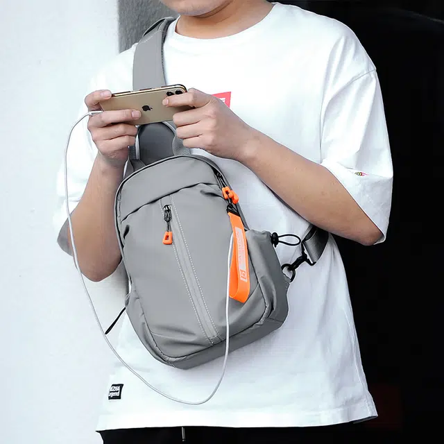 尊梵单肩时尚多功能胸包背包旅行休闲健身斜挎包潮流