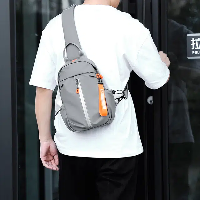 尊梵单肩时尚多功能胸包背包旅行休闲健身斜挎包潮流