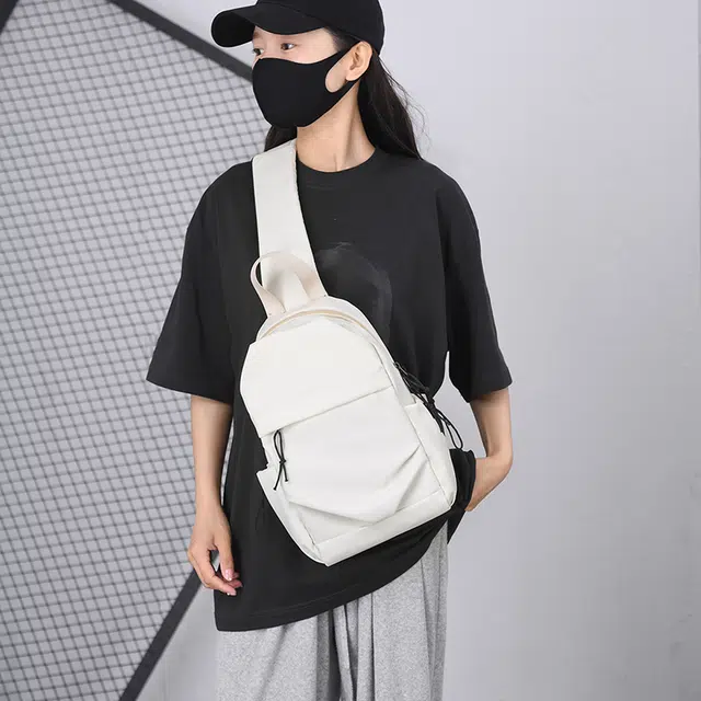 尊梵 时尚简约潮流 尼龙布 胸包 男女同款情侣款 多色
