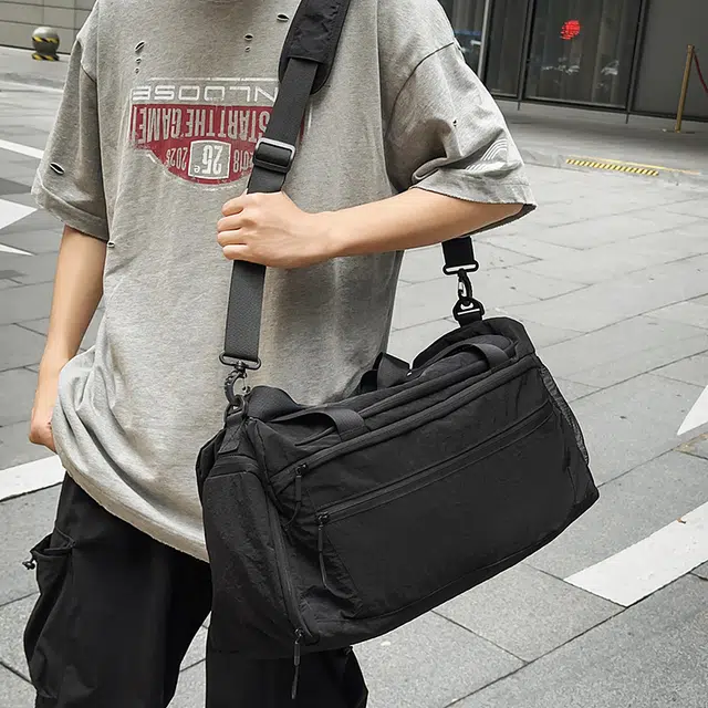 尊梵 短途轻便大容量出差通勤干湿分离运动健身收纳包 尼龙 旅行包 男女同款情侣款 多色