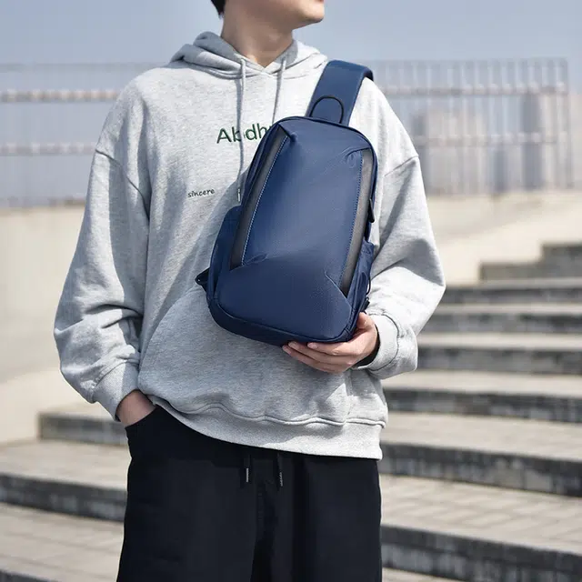 尊梵时尚多功能胸包背包旅行休闲单肩背包健身斜挎包潮流包包