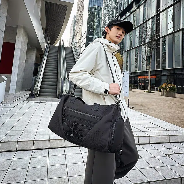 尊梵 短途出差时尚防水简约纯色 尼龙 旅行包 男女同款情侣款 多色