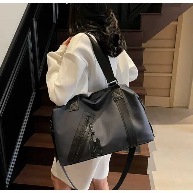 尊梵 短期行李包手提运动休闲斜挎 尼龙 旅行包 男女同款情侣款 多色