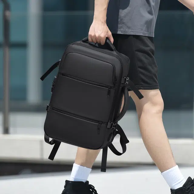 尊梵 商务大容量通勤 尼龙布 双肩包 常规 男款 多色