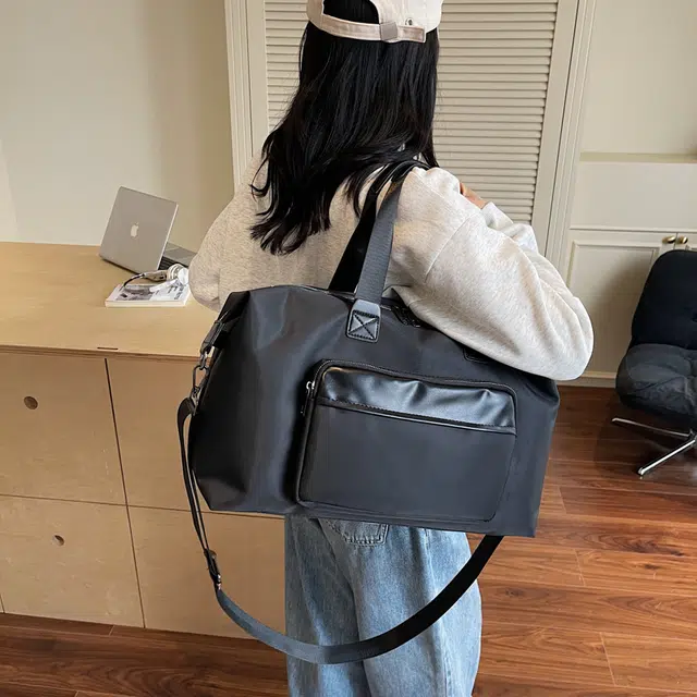 尊梵 百搭手提包运动健身收纳包单肩斜挎包 尼龙 旅行包 儿童款 黑色/灰色