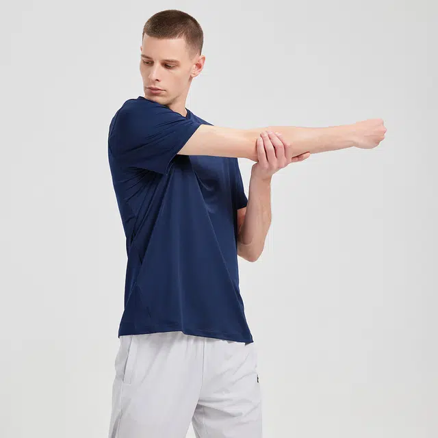 Under Armour T
