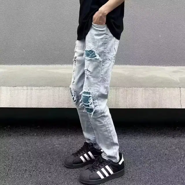 PAINT STAIN