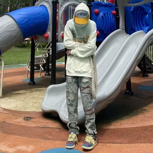 PAINT STAIN