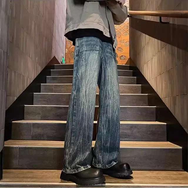 PAINT STAIN