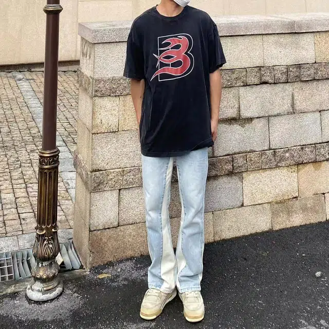 PAINT STAIN T