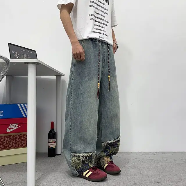 PAINT STAIN vibe