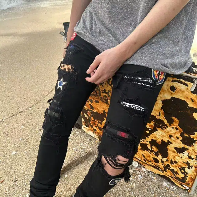 PAINT STAIN