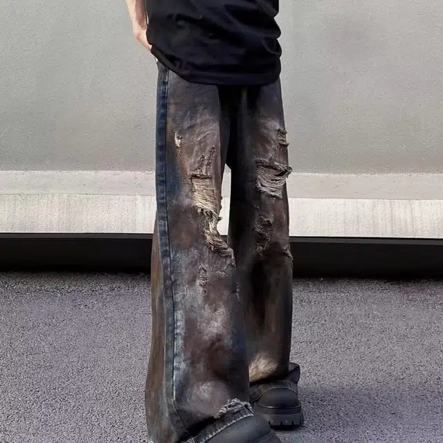 PAINT STAIN