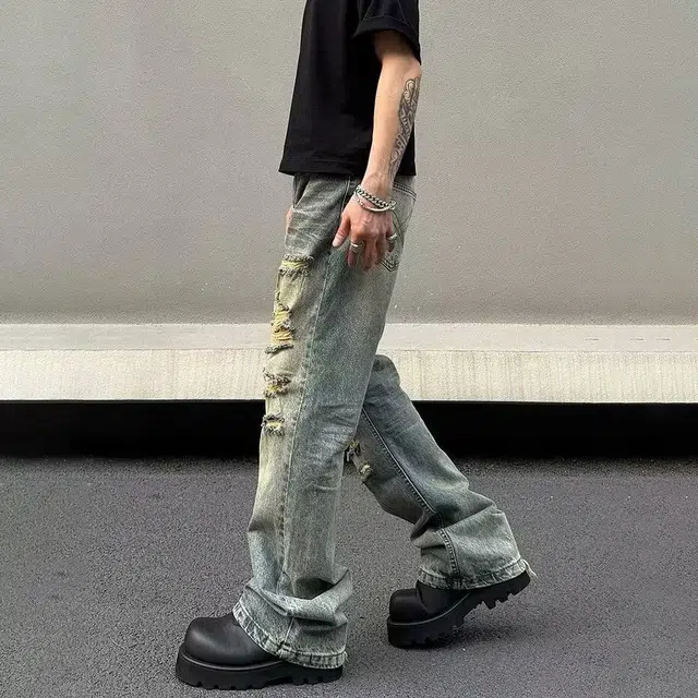 PAINT STAIN