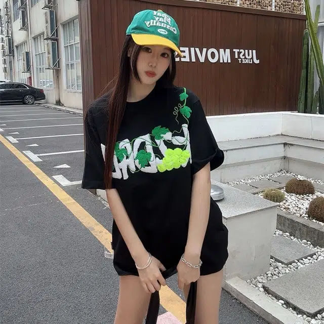 PAINT STAIN T