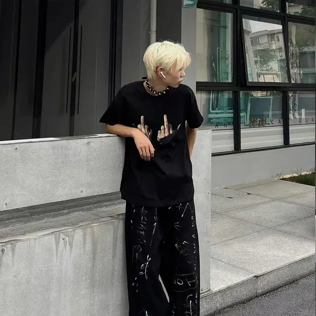 PAINT STAIN T