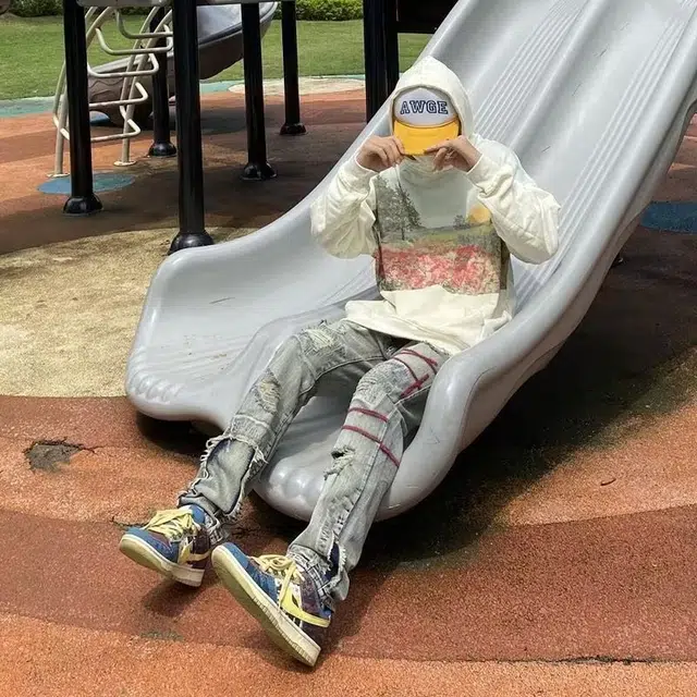 PAINT STAIN