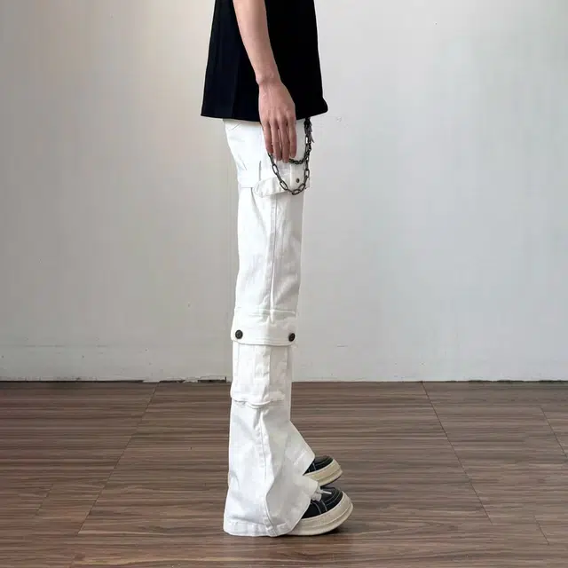 PAINT STAIN