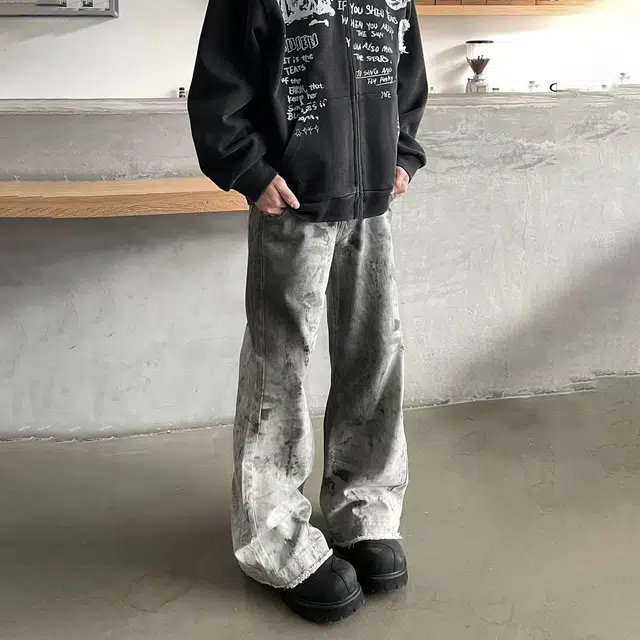 PAINT STAIN