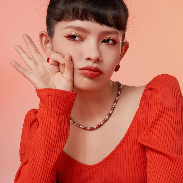 Social Talent choker