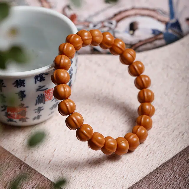 梨云暮雪 精品级深海鲨影 太行山出产特级品质 精工雕刻 霸气侧漏 色度统一#好运 猴头核桃 手串 男女同款情侣款