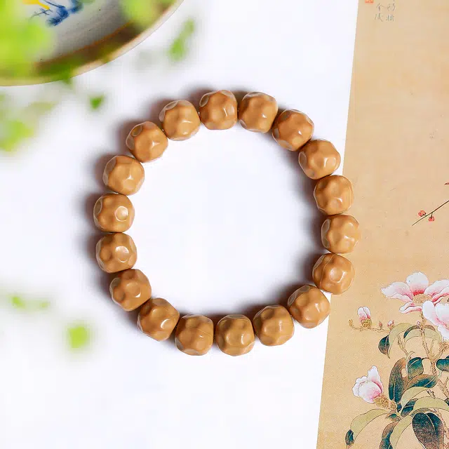 梨云暮雪 一级品质    精挑货头   复古路路通手持文玩佛珠  奶酪  小众设计好运念珠 猴头核桃 手串 男女同款情侣款