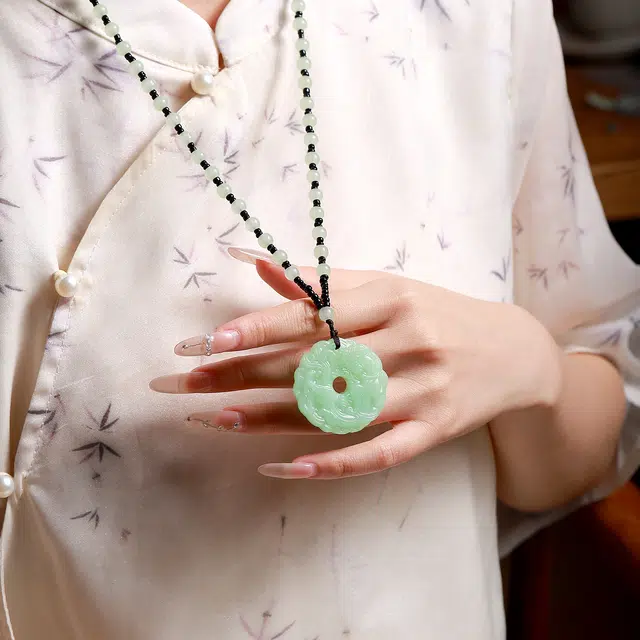 梨云暮雪 翠青吞金貔貅平安扣 搭配六字箴言 招财纳福转运 小众森系 时尚百搭 高级感#好运 琉璃 吊坠 男女同款情侣款