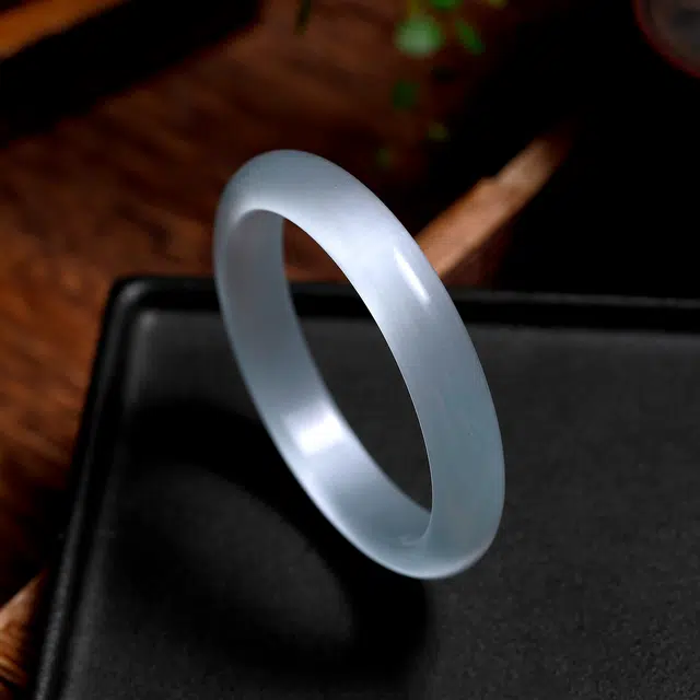 梨云暮雪 【精挑优品】荧光猫眼款白月光  高级荧光效应 与众不同  赠白月光  气质显白 琉璃 手镯 女款