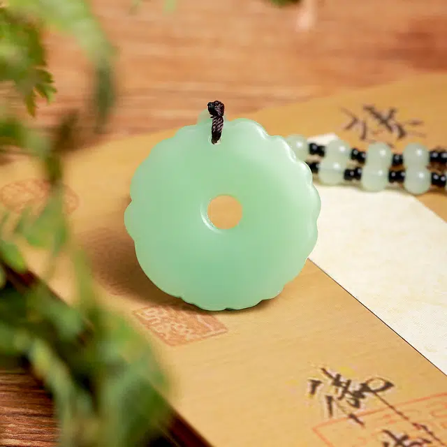 梨云暮雪 翠青吞金貔貅平安扣 搭配六字箴言 招财纳福转运 小众森系 时尚百搭 高级感#好运 琉璃 吊坠 男女同款情侣款