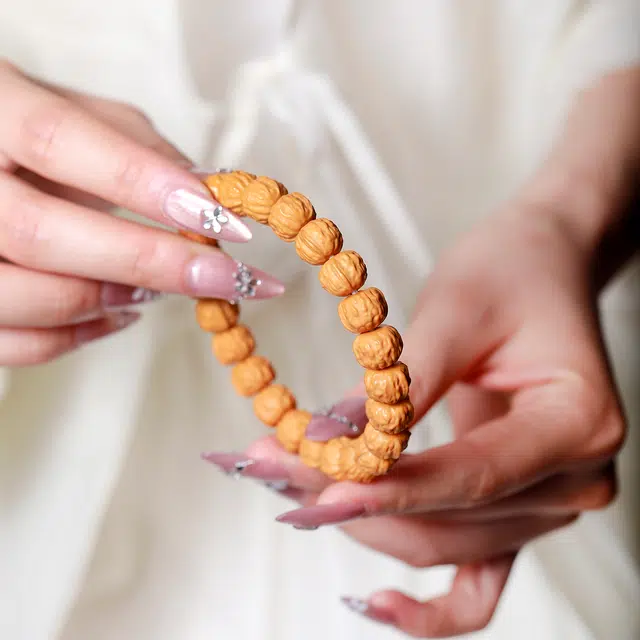 梨云暮雪 收藏级一级品质蛤蟆背    国风雕刻蛤蟆背文玩小众高级感盘玩念珠#好运 猴头核桃 手串 男女同款情侣款