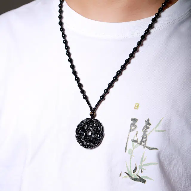 梨云暮雪 霸气酷黑吞金貔貅平安扣 搭配六字箴言 招财纳福转运 小众森系 时尚百搭 高级感#好运 琉璃 吊坠 男女同款情侣款