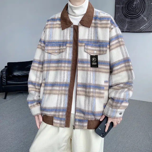 URBAN AUTHENTIC