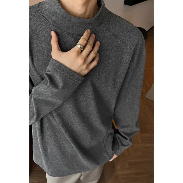 URBAN AUTHENTIC T
