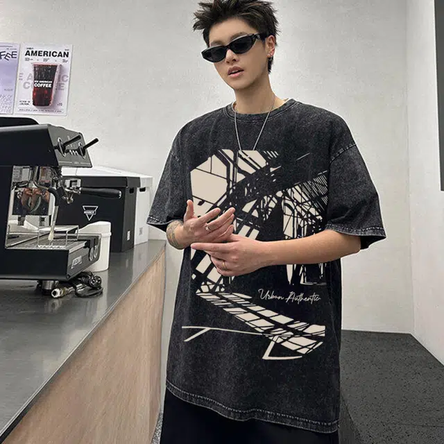 URBAN AUTHENTIC T
