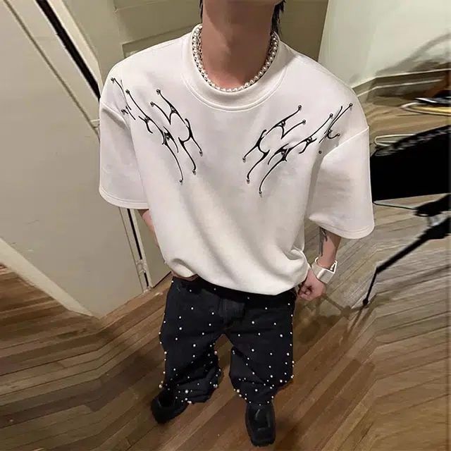 URBAN AUTHENTIC T