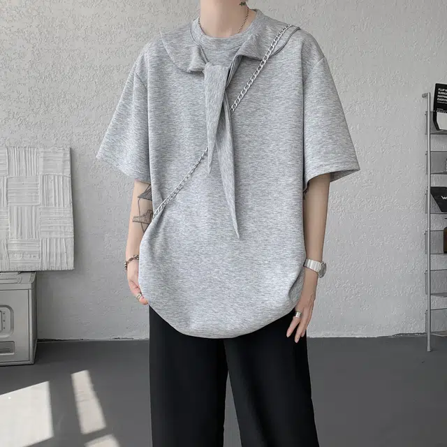 URBAN AUTHENTIC T