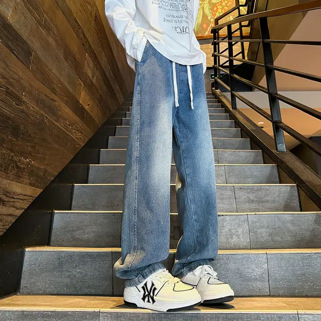 URBAN AUTHENTIC
