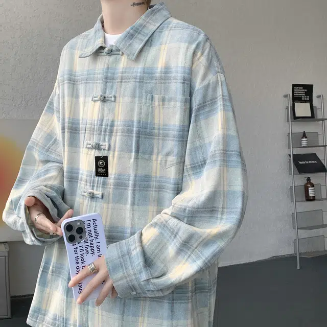 URBAN AUTHENTIC
